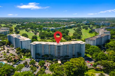 625 Oaks Drive #405 1