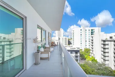 1600 SW 1st Ave #802 1