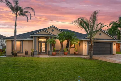 2241 SW Nightingale Terrace 1