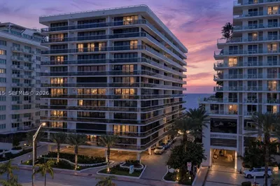 9455 Collins Ave #1201 1