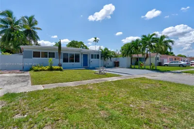 620 W 39th Pl 1