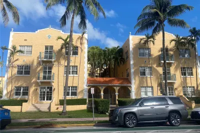 1255 Pennsylvania Ave #202 1