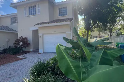 4070 NW 91st Terrace 1
