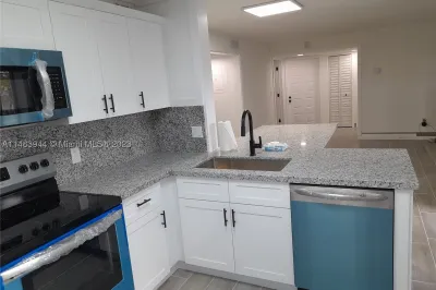 1055 N Franklin Ave #1055K 1