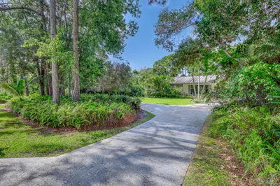 5548 Shirley Drive 1