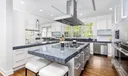 101 Jungle Road Photo