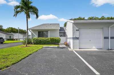 2640 Gately Drive W #1601 1