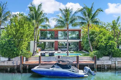 Dock