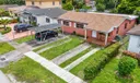 526 E 54th St Photo