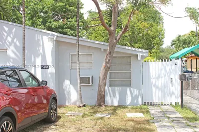 2461 NW 5th St ##C 1