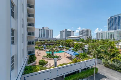 336 N Birch Road #4F 1