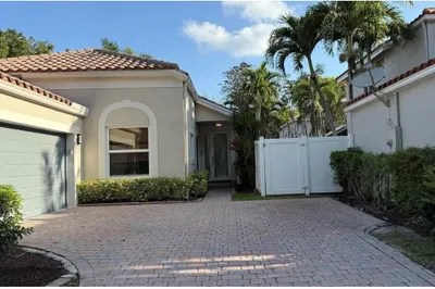 6165 NW 77th Place 1
