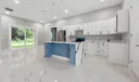 660 NE Moss Rose Place Photo