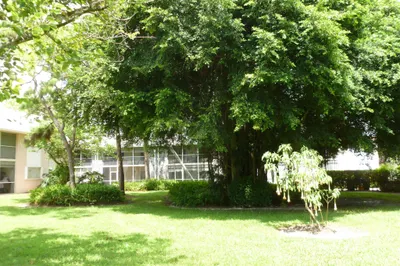 18081 SE Country Club Drive #Bldg 6 Apt 51 1