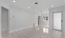 104 E 58th St Photo