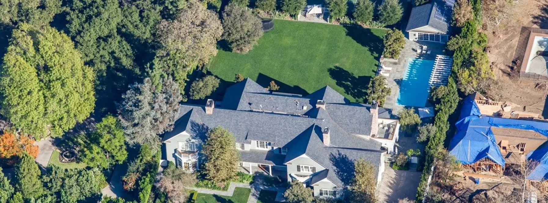 Steve Carrell’s Mansion | Surrounded by Noise and Construction