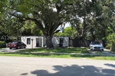 1535 NE 139 St 1