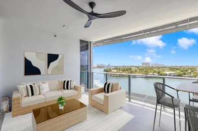 435 Bayshore Drive #602 1