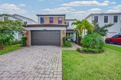 4979 Coquina Place 1