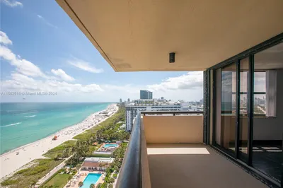 2555 Collins Ave #2411 1
