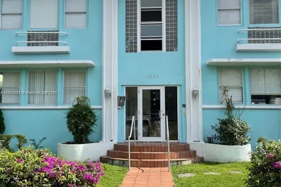 1555 Pennsylvania Ave #207