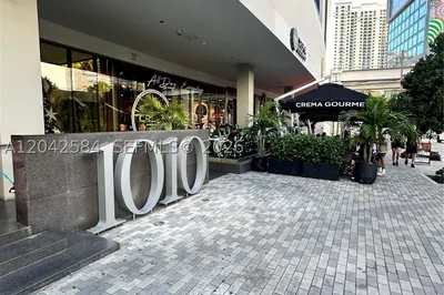 1010 Brickell Ave #4307 1