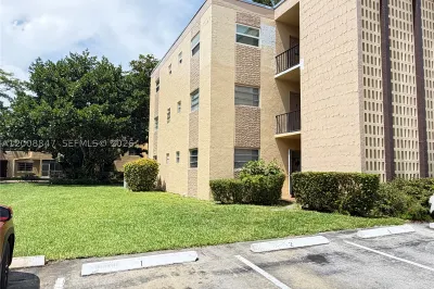 101 Berkley Rd #101 1