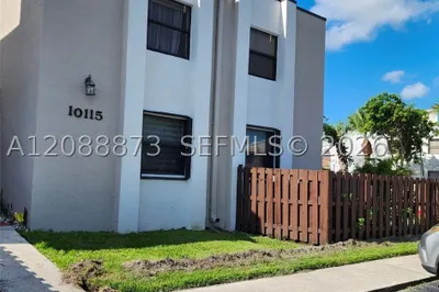 10115 NW 9th St Cir #6-106 1
