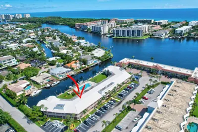 701 NE Harbour Terrace #205 1