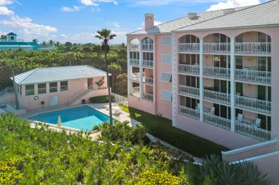 Buttonwood Private Pool