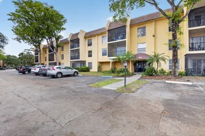 480 NW 20th Street #205 1