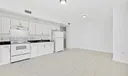 405 E 7th St #203 Photo