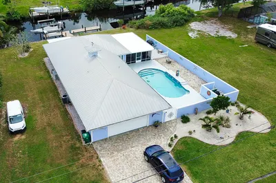 744 SE Seahouse Drive 1