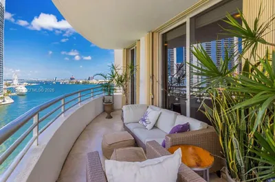 888 Brickell Key Dr #1004 1
