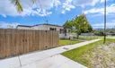 301 E 35th St Photo