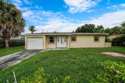 357 NW 3rd St 1