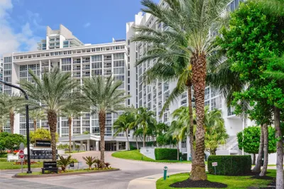 10275 Collins Ave #1434 1