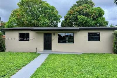 21002 NW 34th Ct 1