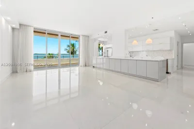 808 Brickell Key Dr #304 1