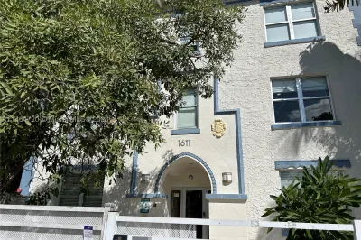 1611 Meridian Ave #205 1