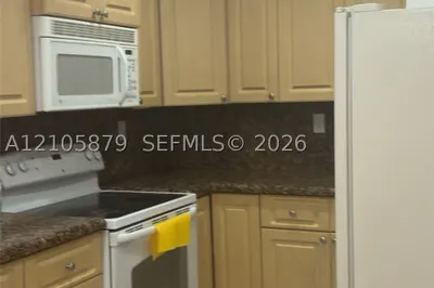 6562 W 22nd Ct 0 1