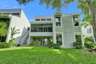 6141 Old Court Rd #229 1