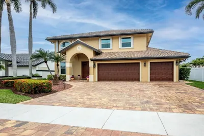 6659 Blue Bay Circle 1