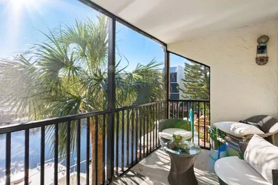 10 Royal Palm Way #Unit 202 1