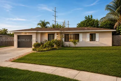 1409 Broadmoor 1