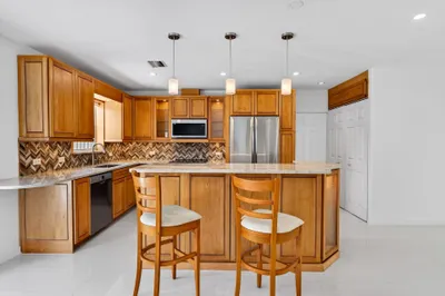 648 NW 30th Court 1