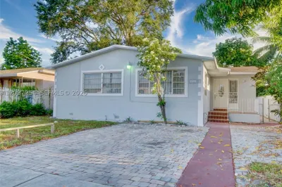 1141 NW 75th St 1