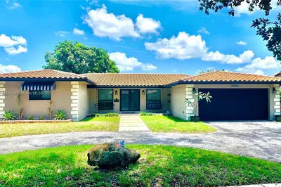 14710 Dade Pine Ave 1