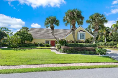 3360 SE Golf Trail 1