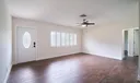 304 Circle W Photo